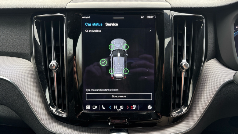 Volvo Xc60 2.0 B4D R DESIGN 5dr AWD Geartronic Diesel Estate